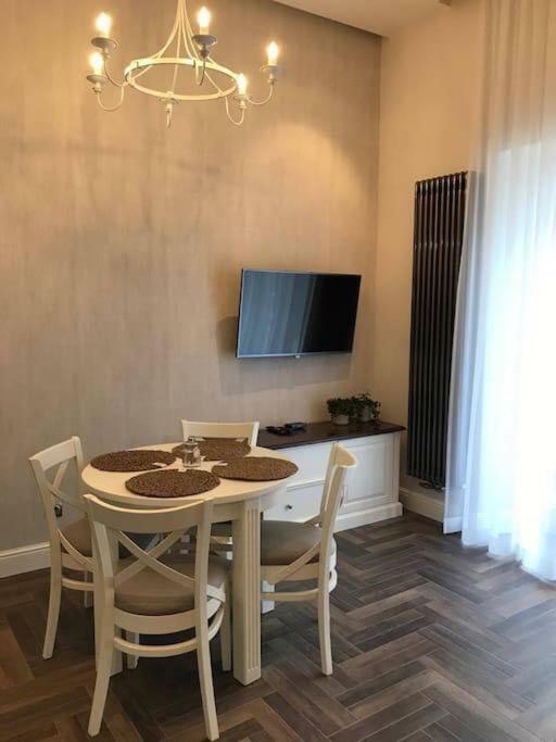W Centrum Krakowa Arianska 6 Apartmán